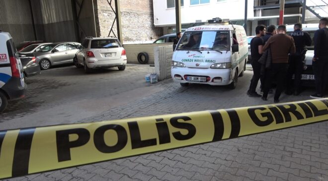 İş hanın 7. katından aracın üzerine düşen kadın hayatını kaybetti