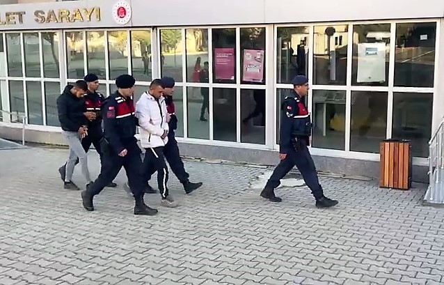 JASAT motosiklet ve kablo hırsızlarını suçüstü yakaladı