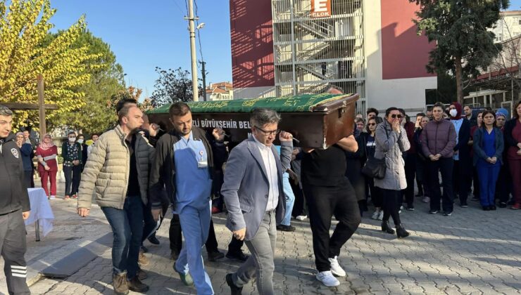 Meslektaşlarından cinayete kurban giden hemşireye son veda