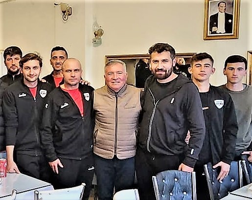<strong>Başkan Kepenek, farklı kazanan Honazspor’u kutladı</strong>