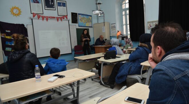 10 BİN AİLEYE EĞİTİM VERİLDİ