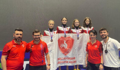 BÜYÜKŞEHİR YÜZME TAKIMI BAŞARIYA DOYMUYOR