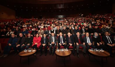 İSTİKLAL ŞAİRİ MEHMET AKİF ERSOY UNUTULMADI