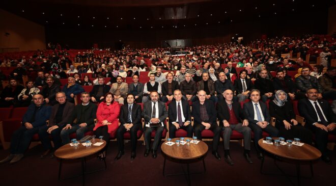 İSTİKLAL ŞAİRİ MEHMET AKİF ERSOY UNUTULMADI