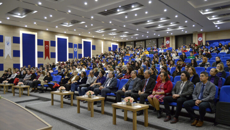 RESSAM DALİ’NİN PSİKOBİYOGRAFİSİ ANLATILDI