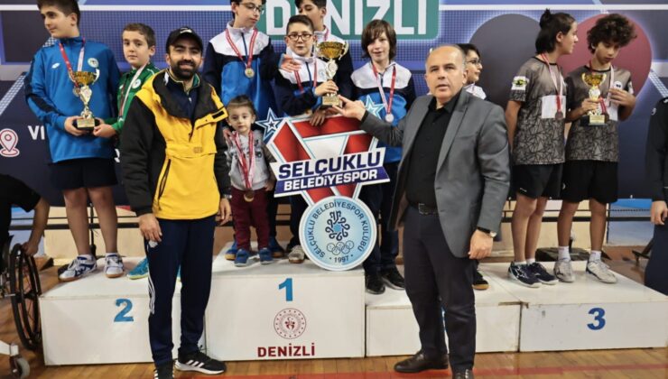 <strong>MASA TENİSİ GRUP MAÇLARI BUGÜN TAMAMLANIYOR</strong>