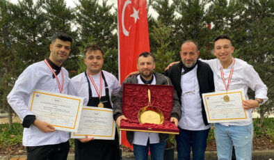 AŞÇILIK ÖĞRENCİLERİ MADALYALARI TOPLADI