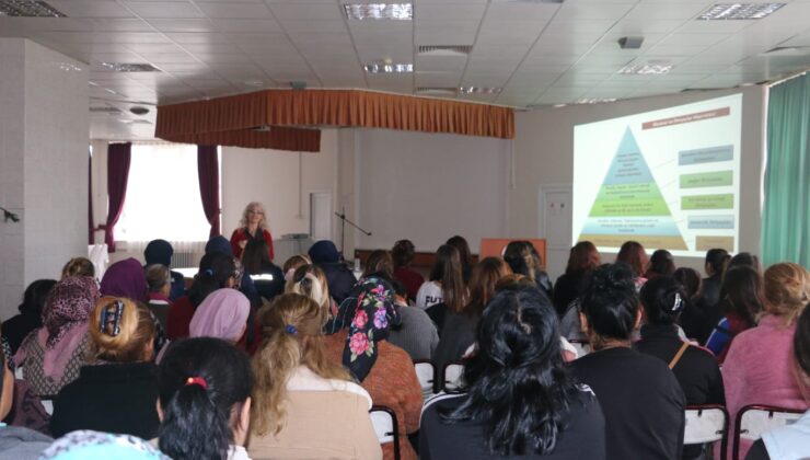 KADIN MAHKUMLARA AİLE PLANLAMASI ANLATILDI