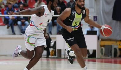 EGE DERBİSİNDE YUKATEL MERKEZEFENDİ MAĞLUP