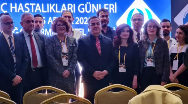 PAÜ İÇ HASTALIKLARI GÜNLERİNE EV SAHİPLİĞİ YAPTI