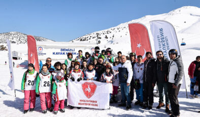 BÜYÜKŞEHİR SPORCUSU LARA, ALP KAYAK LİGİ’NDE 