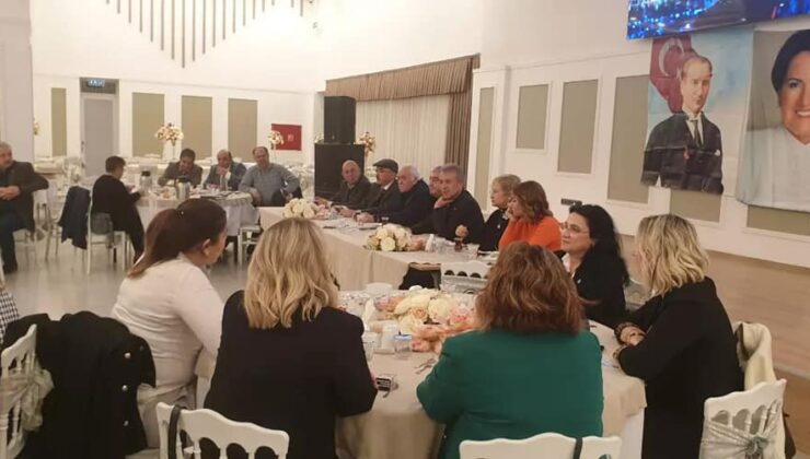 İYİ PARTİ İL YÖNETİMİ YEMEKTE BİR ARAYA GELDİ