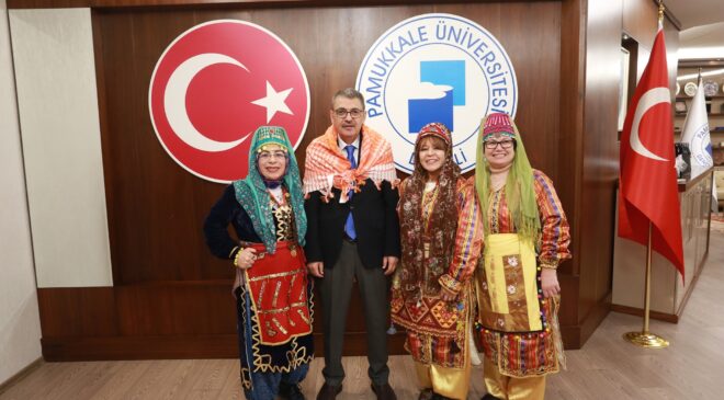 GELENEKLERİ YAŞATIYORLAR