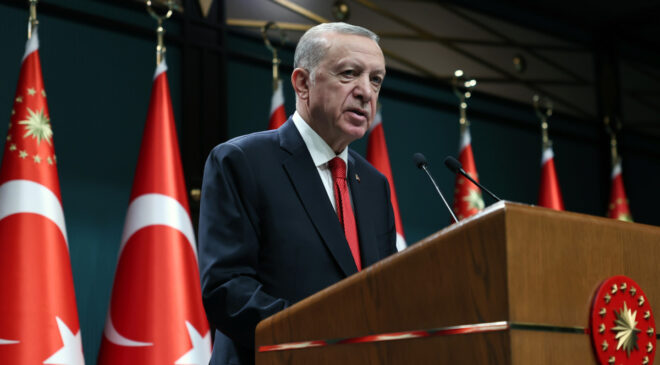 Cumhurbaşkanı Erdoğan: ‘Tüm memur ve emeklilerimiz için maaş artış oranı yüzde 25’