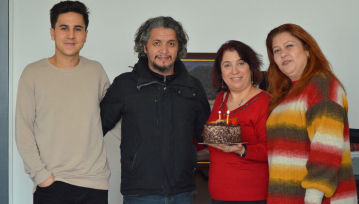 HACER AKLAM’A SÜPRİZ DOĞUM GÜNÜ KUTLAMASI