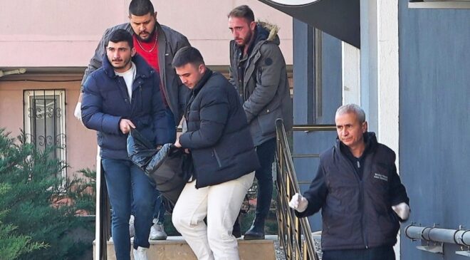 Alternatif tıp uzamanı evinde ölü bulundu