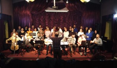 PAMUKKALE HEM KOROSU, SAHNEYE ÇIKIYOR