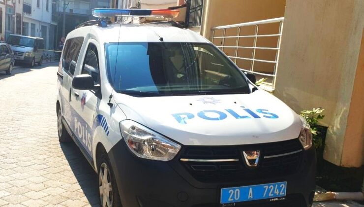 Vinçle kamyonu çalmaya çalıştılar, araç sahibi fark edince kaçtılar