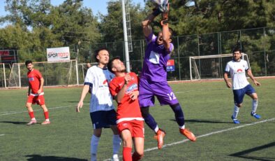 İSTİKLALSPOR, 10. GALİBİYETİNİ ALDI