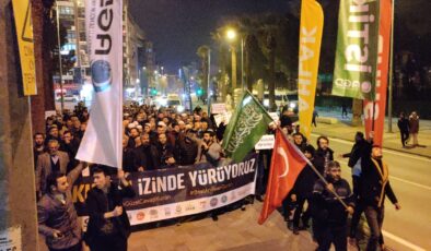 İSVEÇ’E TEKBİR SESLERİYLE TEPKİ GÖSTERİLDİ