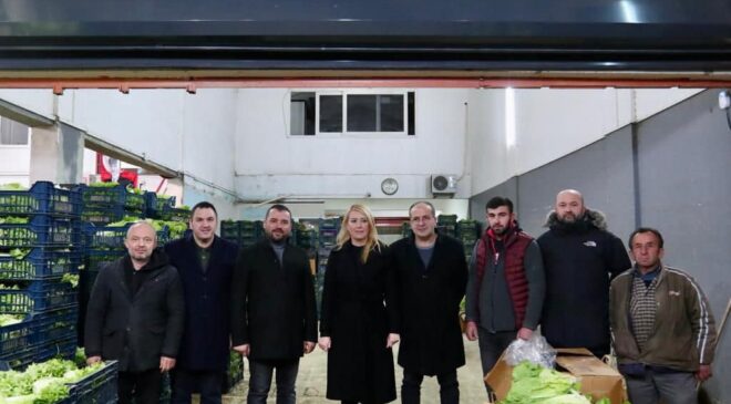 BAŞKAN DOĞAN HAL ESNAFINI ZİYARET ETTİ