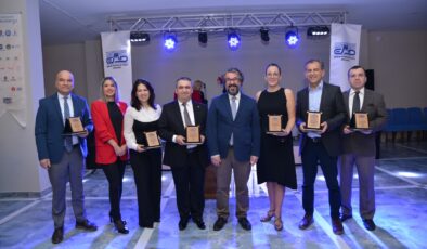 EMD İZMİR ŞUBESİ 33. YAŞINI PAMUKKALE’DE KUTLADI