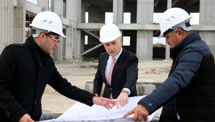 SARAYKÖY’DE DEV SPOR KOMPLEKSİ İNŞAATI YÜKSELİYOR