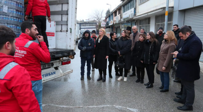 MERKEZEFENDİ’DE TOPLANAN YARDIMLAR DEPREM BÖLGESİNE GİTTİ