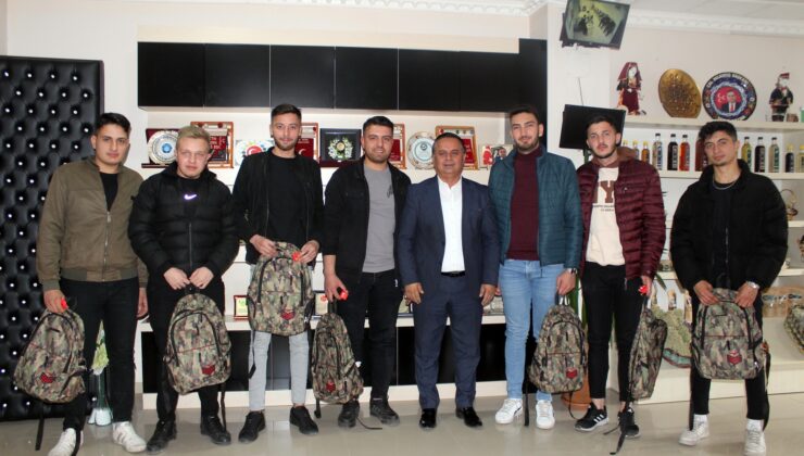 KINALI KUZULARDAN BAŞKAN AKCAN’A ZİYARET