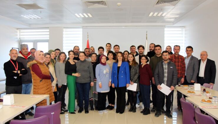 AFET BÖLGESİNDEN DÖNEN SAĞLIK ÇALIŞANLARINA TEŞEKKÜR BELGESİ