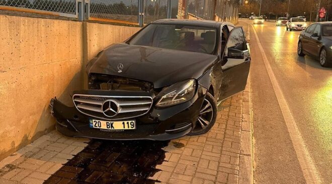 DEVA PARTİSİ İL BAŞKANI KIRAR KAZA YAPTI