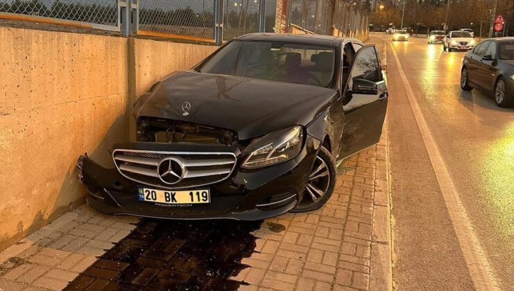 DEVA PARTİSİ İL BAŞKANI KIRAR KAZA YAPTI