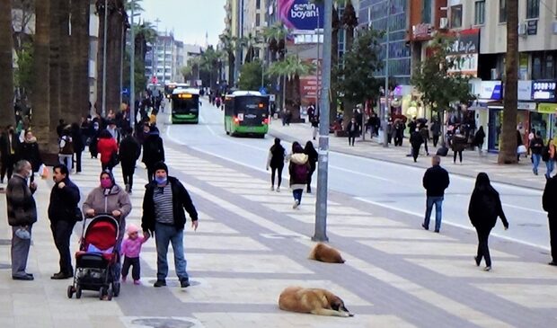 HAVA SICAKLIKLARI ARTIYOR