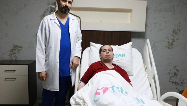 ANESTEZİ ALAMAYAN KAS HASTASI UYANIK BİR ŞEKİLDE AMELİYAT EDİLDİ