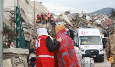 5 BİN 527 DEPREMZEDENİN BARINMA İHTİYACI KARŞILANIYOR