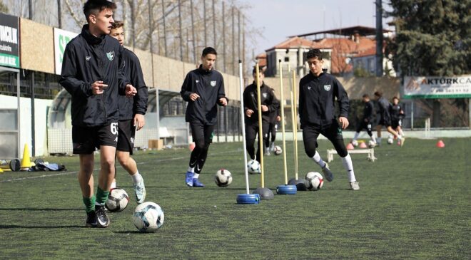 DENİZLİSPOR U15’DE TÜRKİYE ŞAMPİYONASINI HEDEFLİYOR