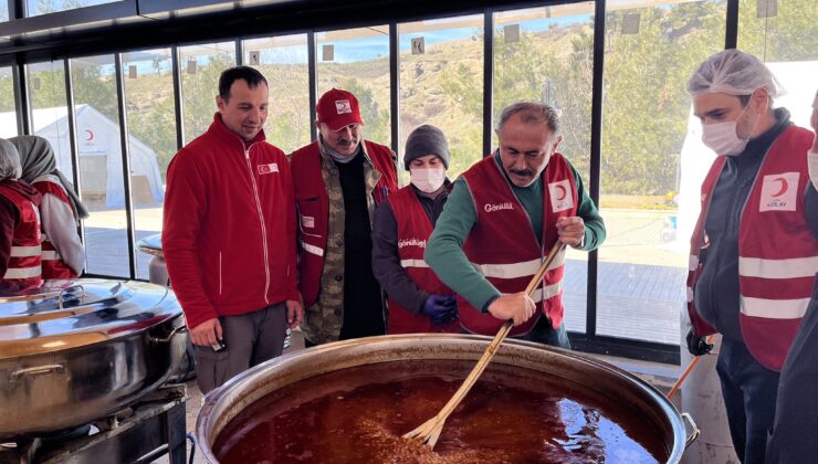 TÜRK KIZILAY’I KAHRAMANMARAŞ’TA