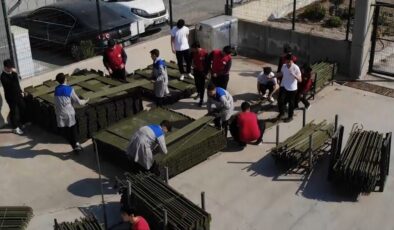 DENİZLİ OSB’DE DEPREMZEDELER İÇİN TAM TEŞEKKÜLLÜ ÇADIRLAR ÜRETİLDİ