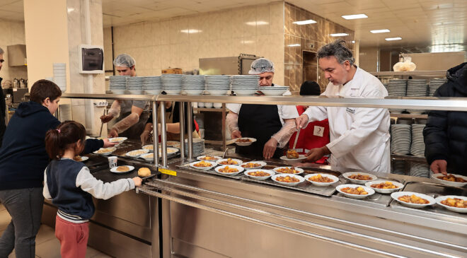 DENİZLİ BÜYÜKŞEHİR BELEDİYESİ VE KIZILAY AŞEVİ, FAALİYETE GEÇTİ