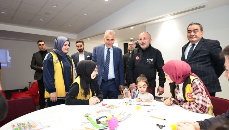 BAŞKAN ZOLAN VE VALİ ATİK AFETZEDELER İLE BULUŞTU