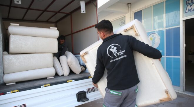 DEPREMZEDELERE MOBİLYA VE BEYAZ EŞYA DESTEĞİ