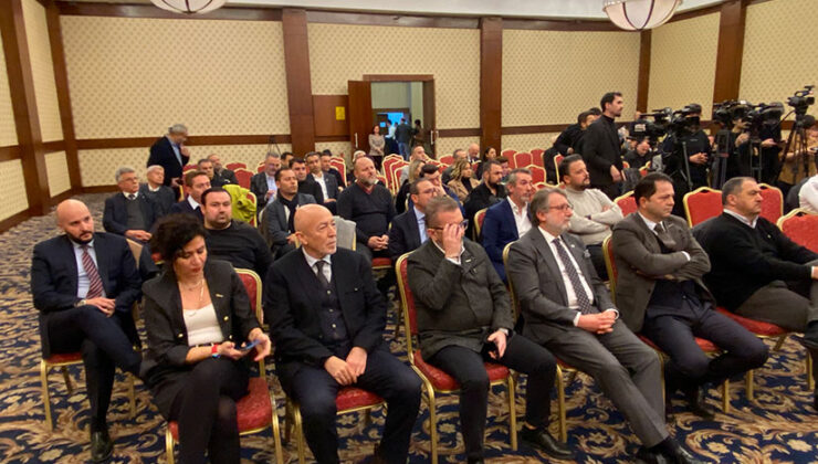 DESİAD’DA İBRAHİM ŞENEL GÜVEN TAZELEDİ