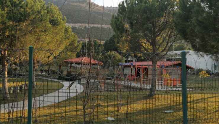 “DEPREMZEDE ÇOCUKLARIN EĞİTİMİ İÇİN KULLANILMALI”