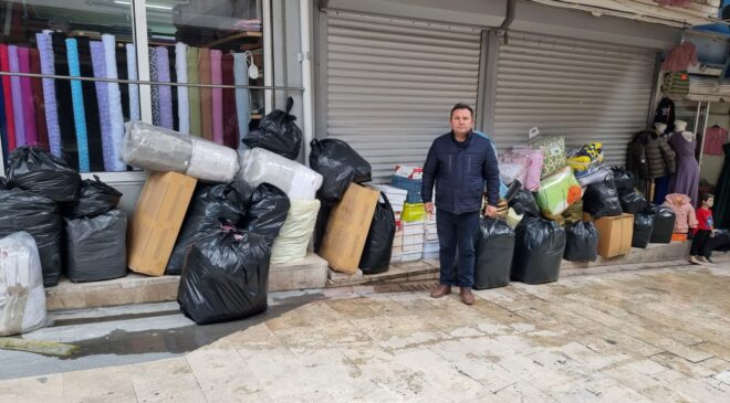 TARİHİ ÇARŞI ESNAFI DEPREM BÖLGESİNE YARDIMA KOŞTU