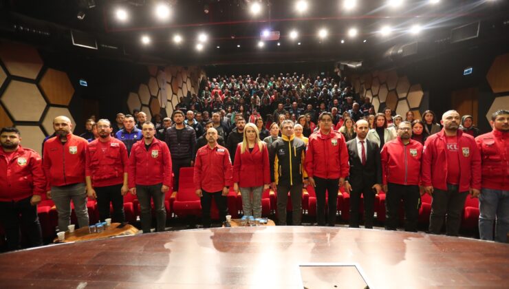 AKUT DEPREMLE İLGİLİ SEMİNER GERÇEKLEŞTİRDİ