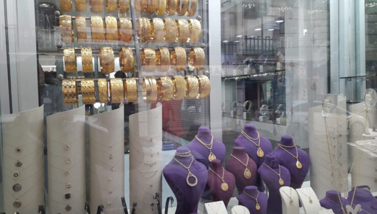 ALTIN FİYATLARI TIRMANIŞA GEÇTİ