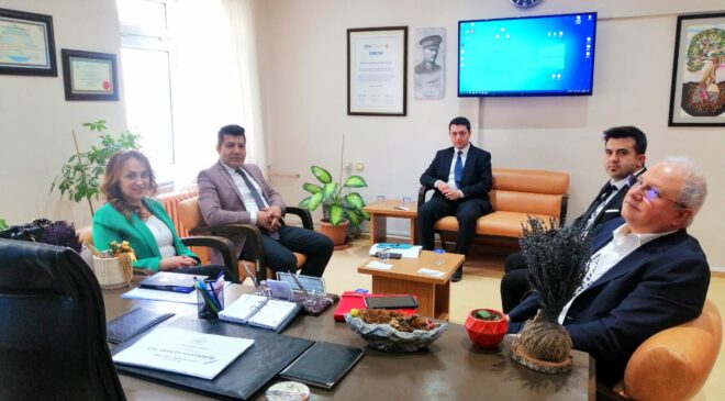 ÇAL’DA SAĞLIK HİZMETLERİ DEĞERLENDİRİLDİ