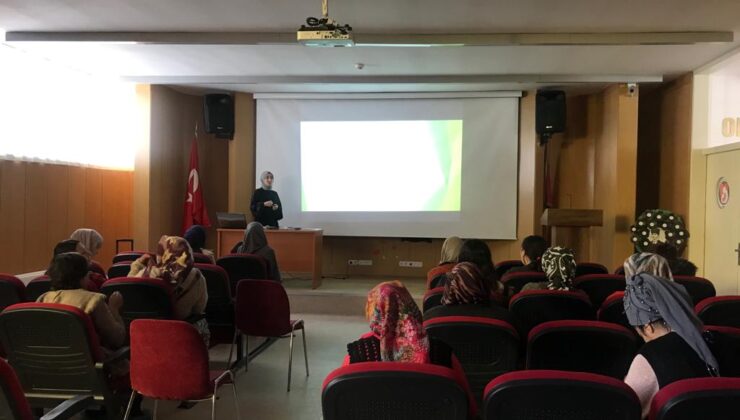 VELİLERE DENGELİ BESLENME EĞİTİMİ VERİLDİ