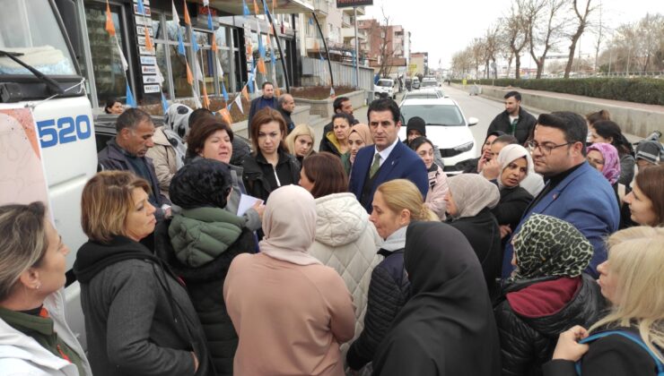 AK PARTİLİ KADINLARDAN DEPREMZEDELERE ANLAMLI DESTEK