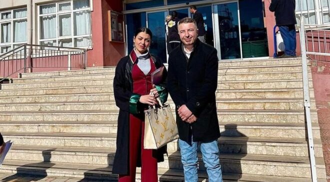 Kız öğrencilerden tabletleri toplayan müdüre ‘taciz’ iftirası 11.03.2023 09:41